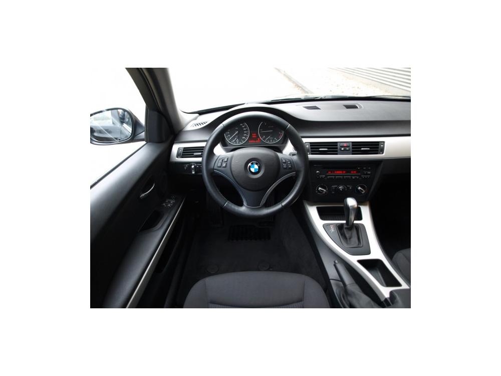 BMW 318 d Touring Steptr. facelift