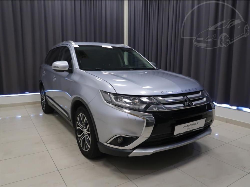 Mitsubishi Outlander 2,2 INTENSE+ 2.2 DI-D 6AT 4WD