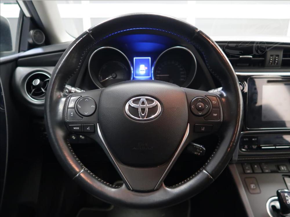 Toyota Auris 1,8 Hybrid e-CVT Trend R