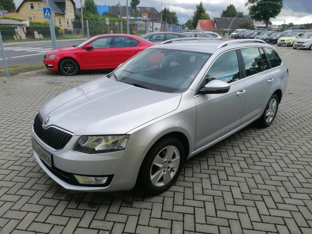 koda Octavia 1,2TSi 1.MAJ NAVI VYH.SEDADLA