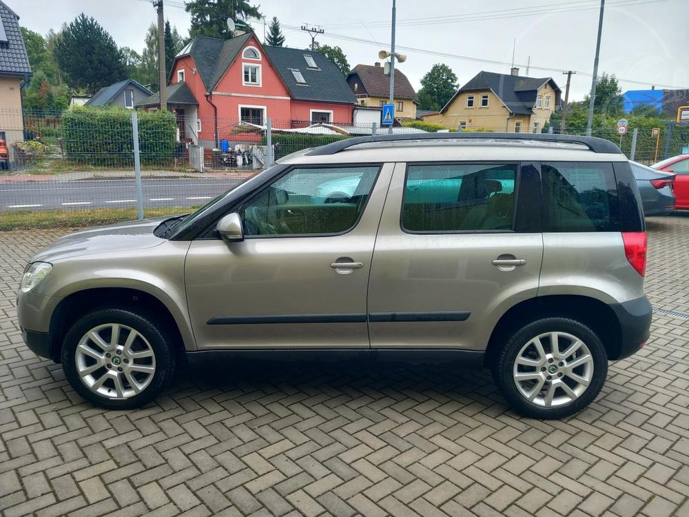 koda Yeti 2,0TDi 4x4 XENONY NAVIGACE