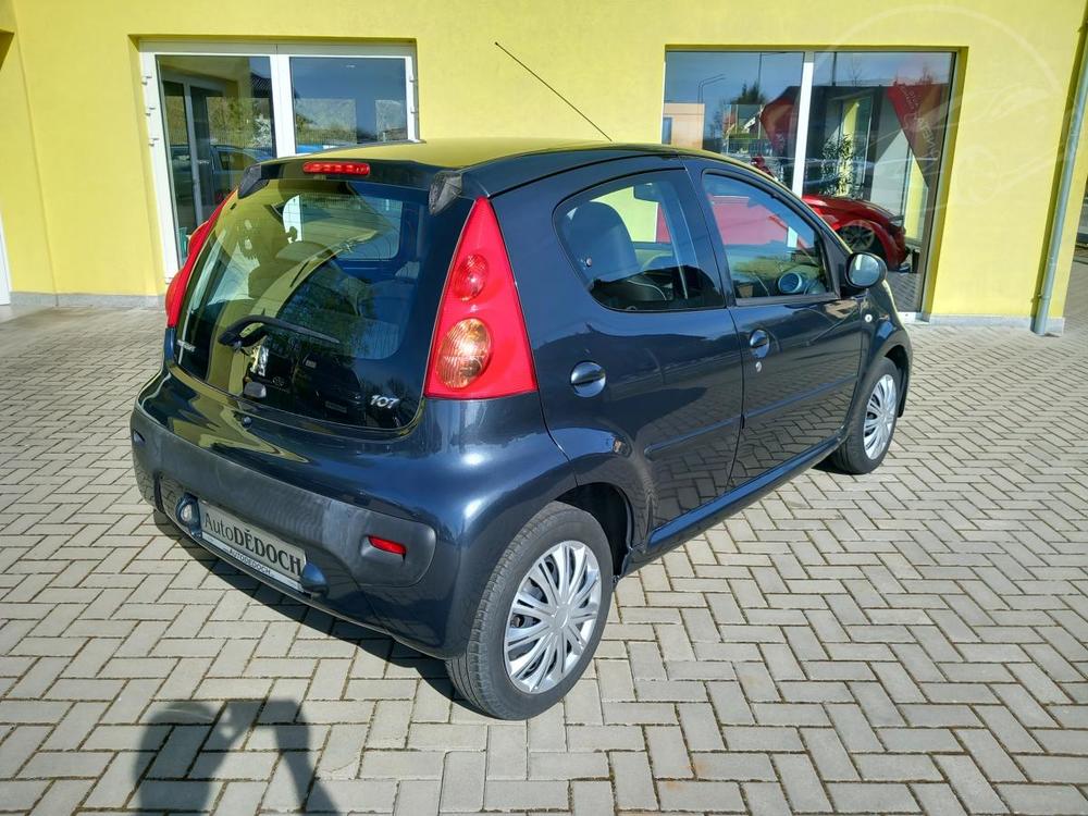 Peugeot 107 1,0 MPi 50kw  KLIMA RDIO CD