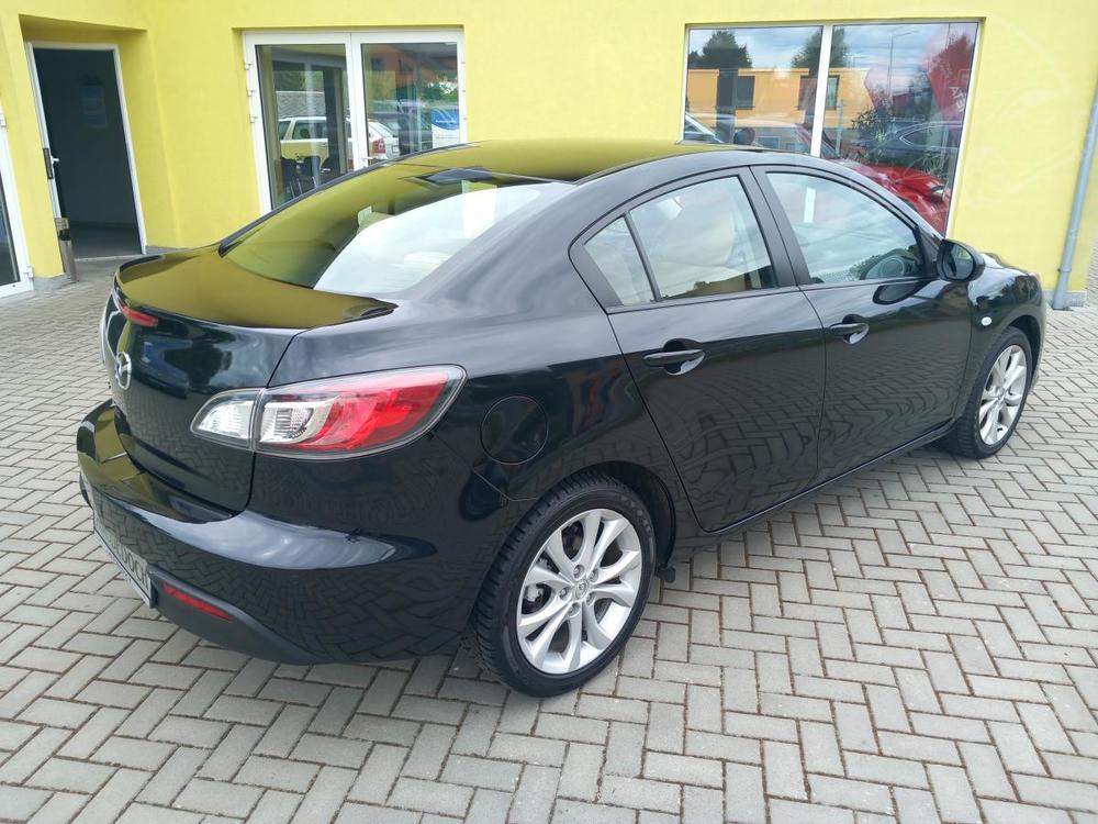 Mazda 3 1,6i 1.MAJITEL  TOP STAV !