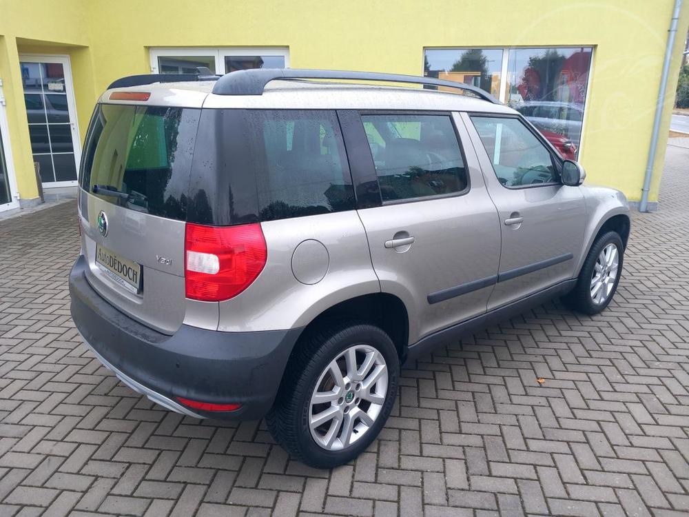 koda Yeti 2,0TDi 4x4 XENONY NAVIGACE