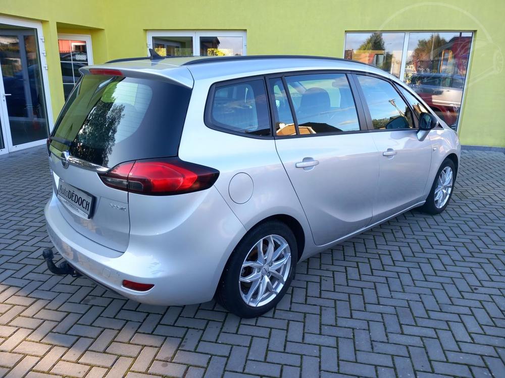 Opel Zafira 2,0CDTi PO VELKM SERVISE NAVI