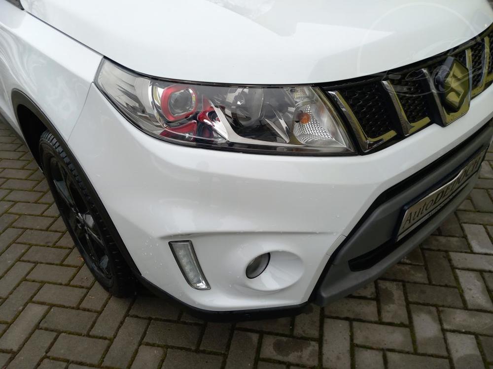 Suzuki Vitara 1,4T 4x4 1.MAJITEL NAVIGACE