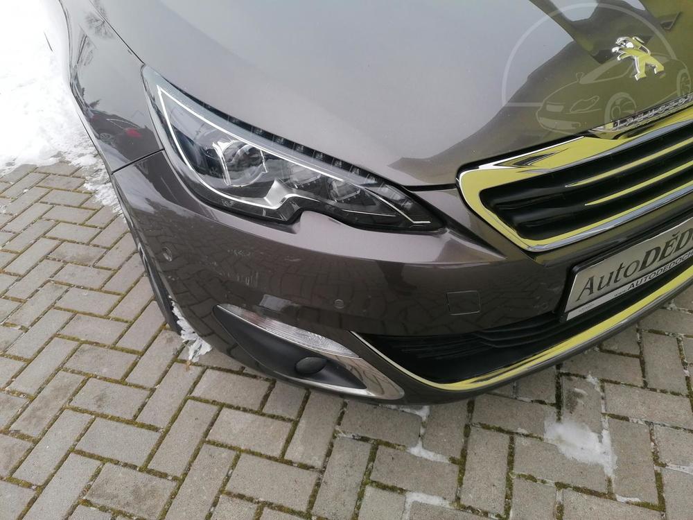 Peugeot 308 1,6HDi R 1.MAJ NAVI ODPOET !