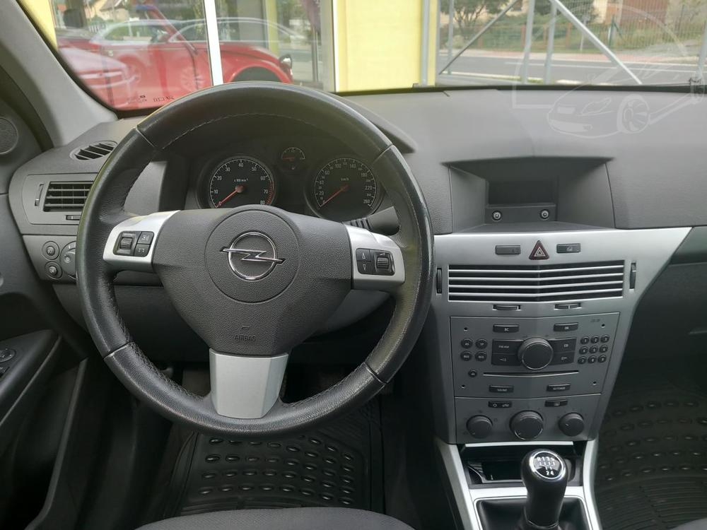 Opel Astra 1,6i R SERVISKA KLIMA TAN