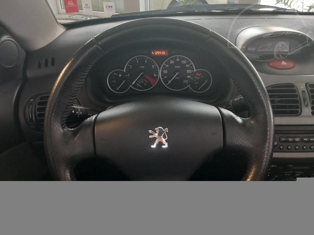 Peugeot 206 CC 1,6i CABRIO SERVISKA KLIMA