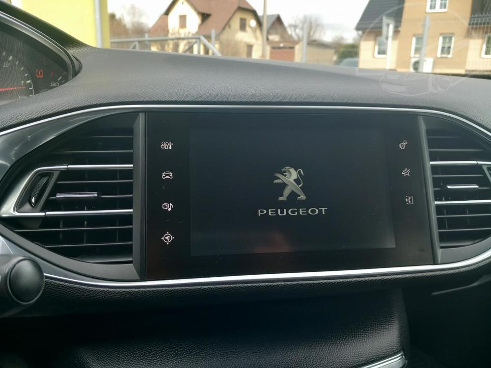 Peugeot 308 1,6HDi ACTIVE SERVISKA NAVI