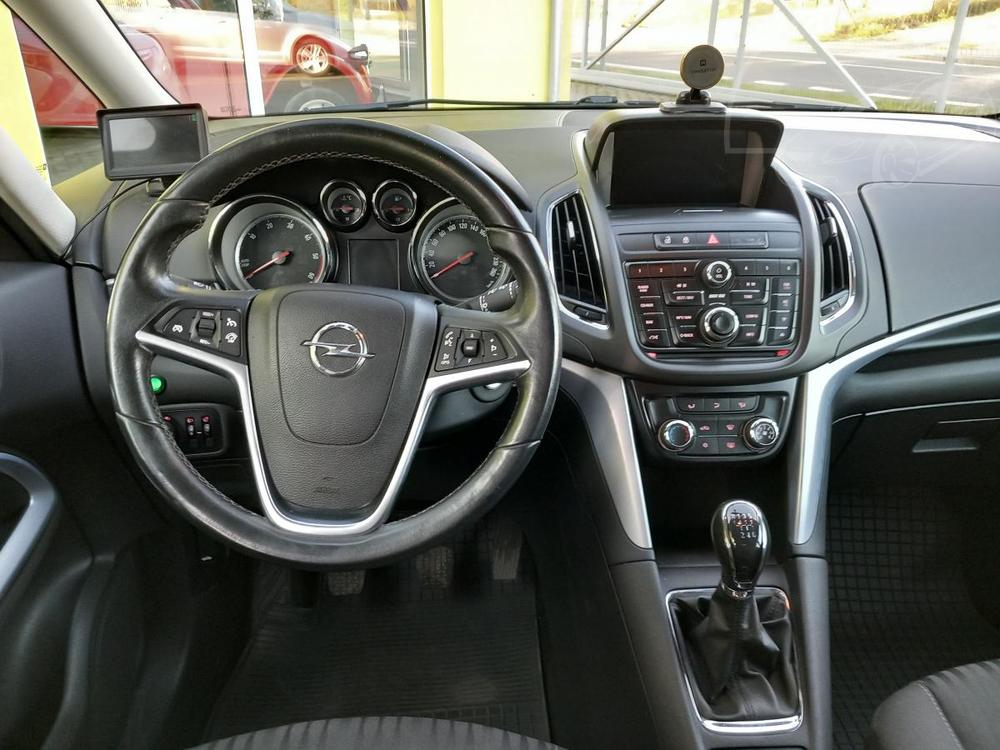 Opel Zafira 2,0CDTi PO VELKM SERVISE NAVI