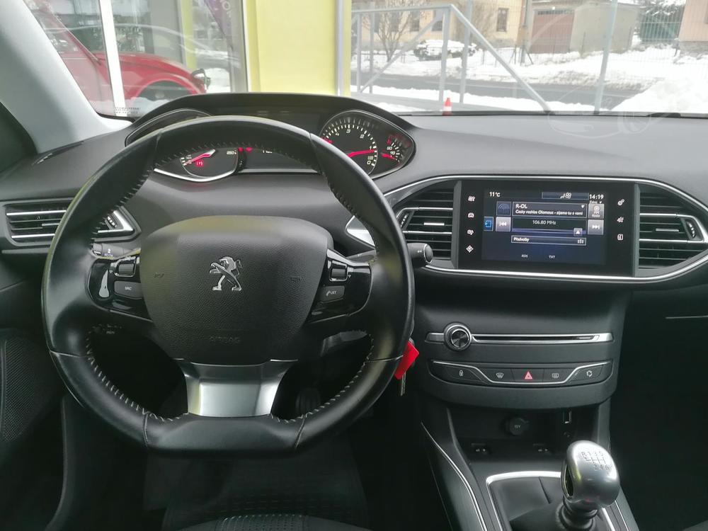 Peugeot 308 1,6HDi R 1.MAJ NAVI ODPOET !