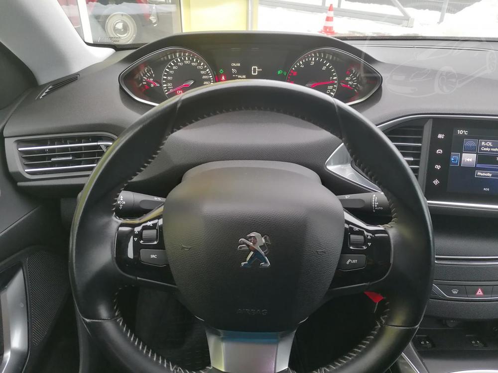 Peugeot 308 1,6HDi R 1.MAJ NAVI ODPOET !