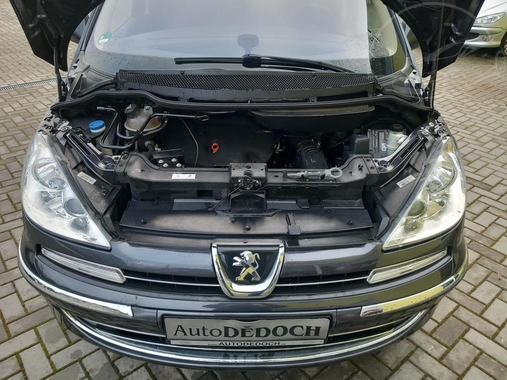 Peugeot 807 2,0HDi STYLE SERVISKA NAVI !