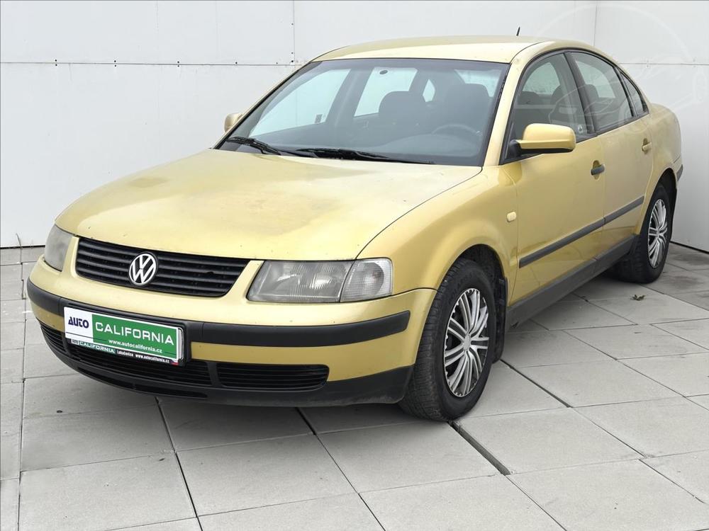 Volkswagen Passat 1,9 TDI Aut klimatizace