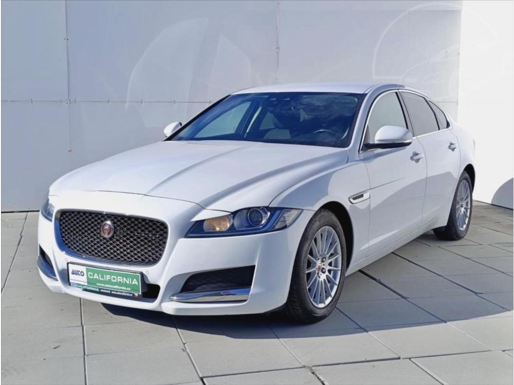 Jaguar XF 2,0 d AUTOMAT,KAMERA,ZRUKA