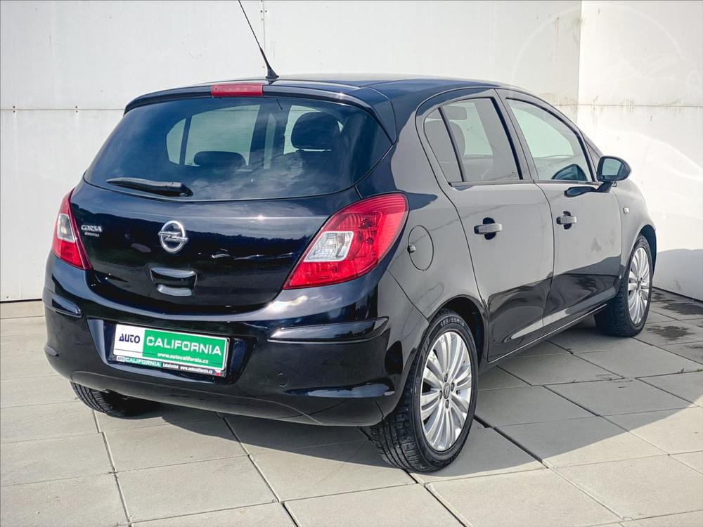 Opel Corsa 1,2 i 16V Klimatizace,Alu