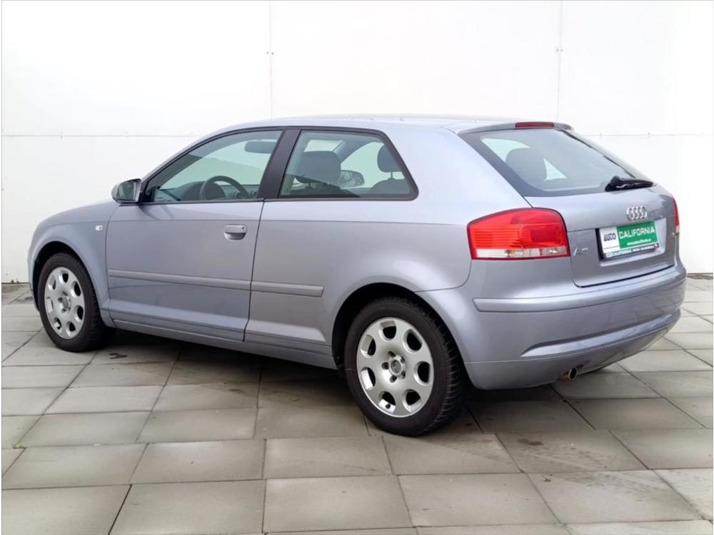 Audi A3 1,6 i Aut.klima,Alukola