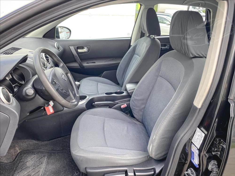 Nissan Qashqai 1,5 dCi Klimatizace,Alu kola