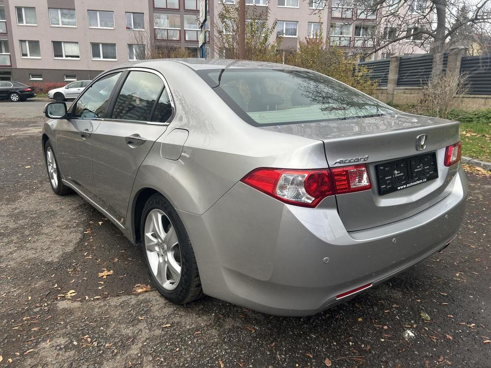 Honda Accord 2,0i-VTEC perfektn stav!!!