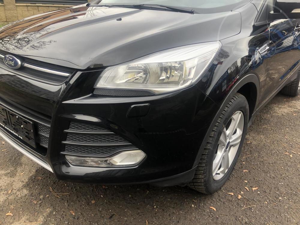 Ford Kuga 1,5 110kW 1.majitel pkn stav