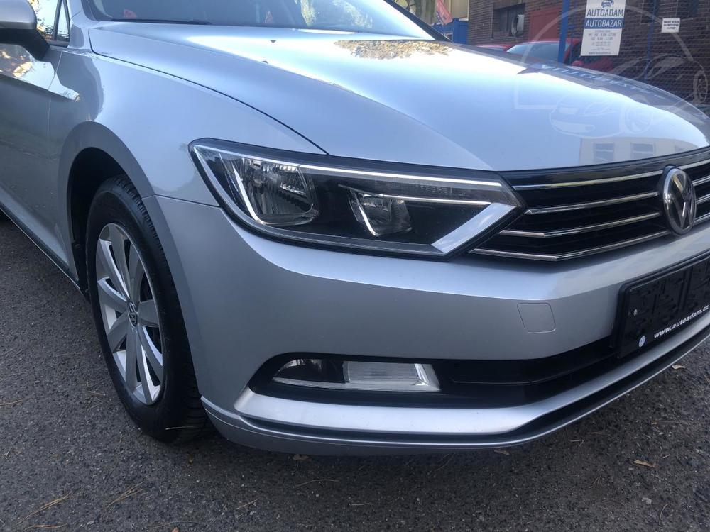 Volkswagen Passat 2,0TDi Variant ACC velmi pkn