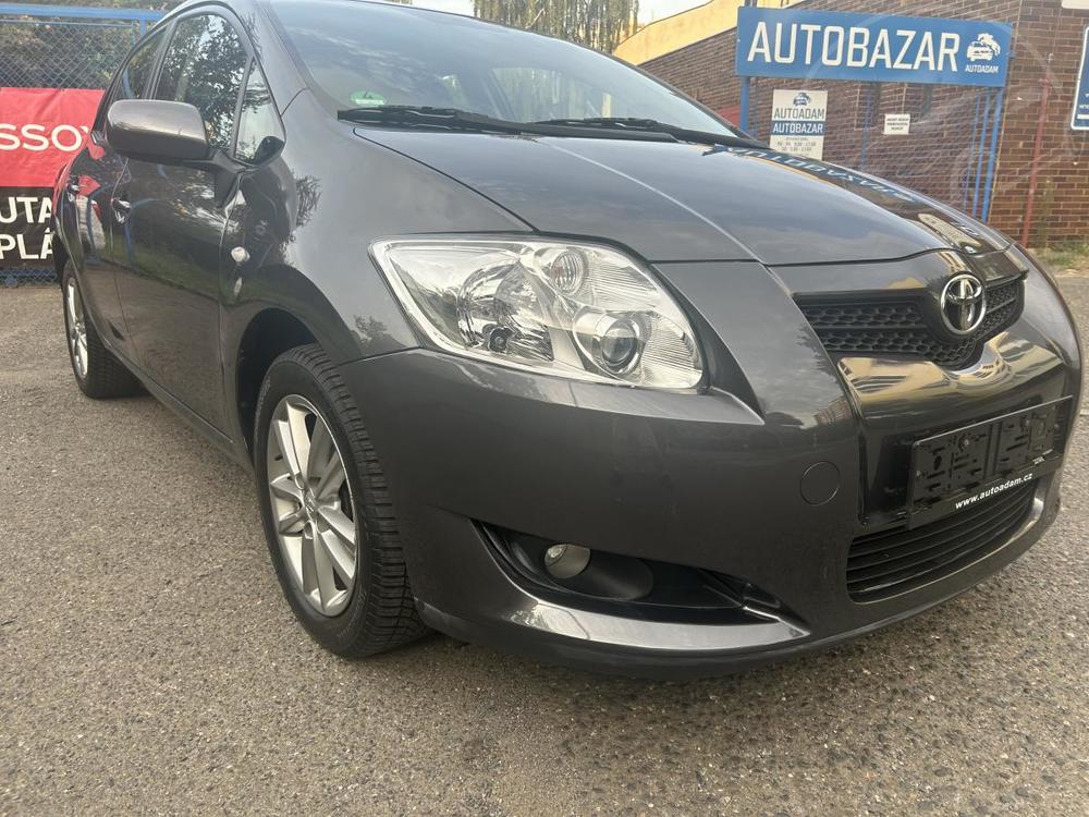 Toyota Auris 1,4 VVT-i 16V 1 .majitel