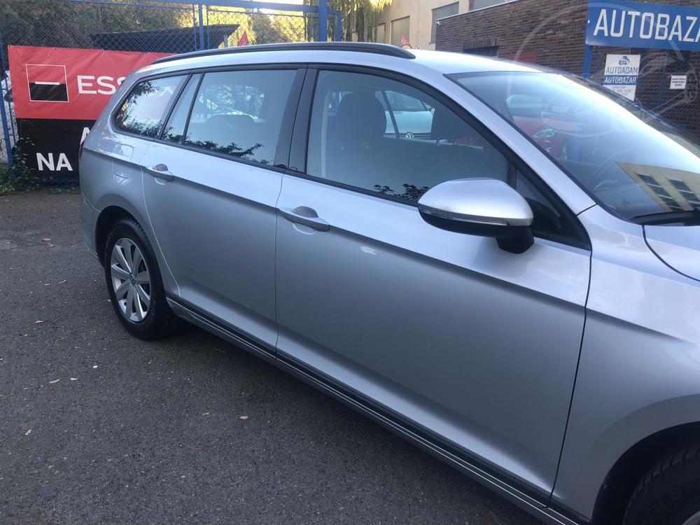 Volkswagen Passat 2,0TDi Variant ACC velmi pkn