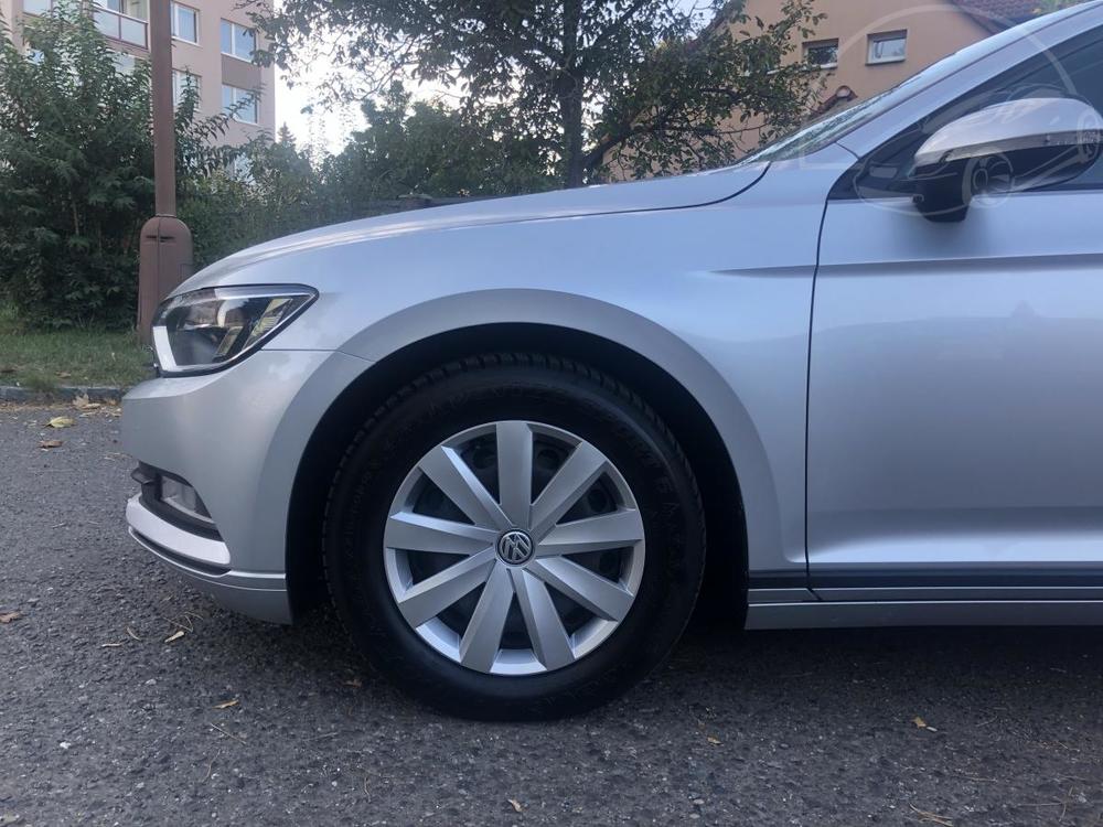 Volkswagen Passat 2,0TDi Variant ACC velmi pkn