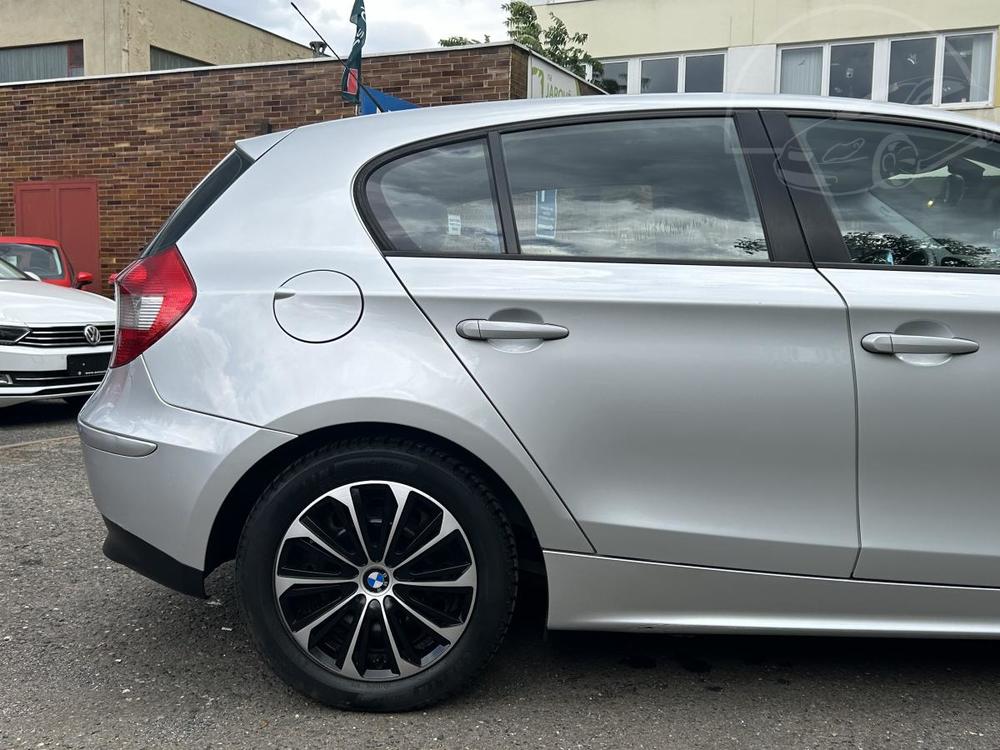 BMW 118 d Autoklima vhev sedadel