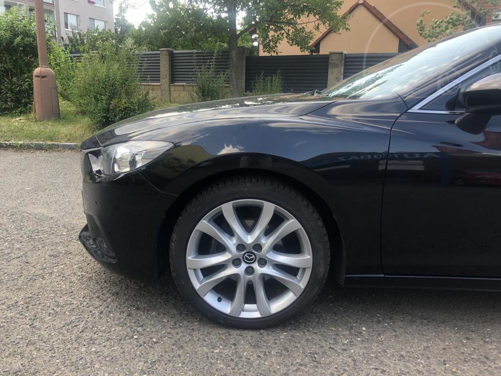 Mazda 6 2,2SkyActiv-D NAVi ke kamera