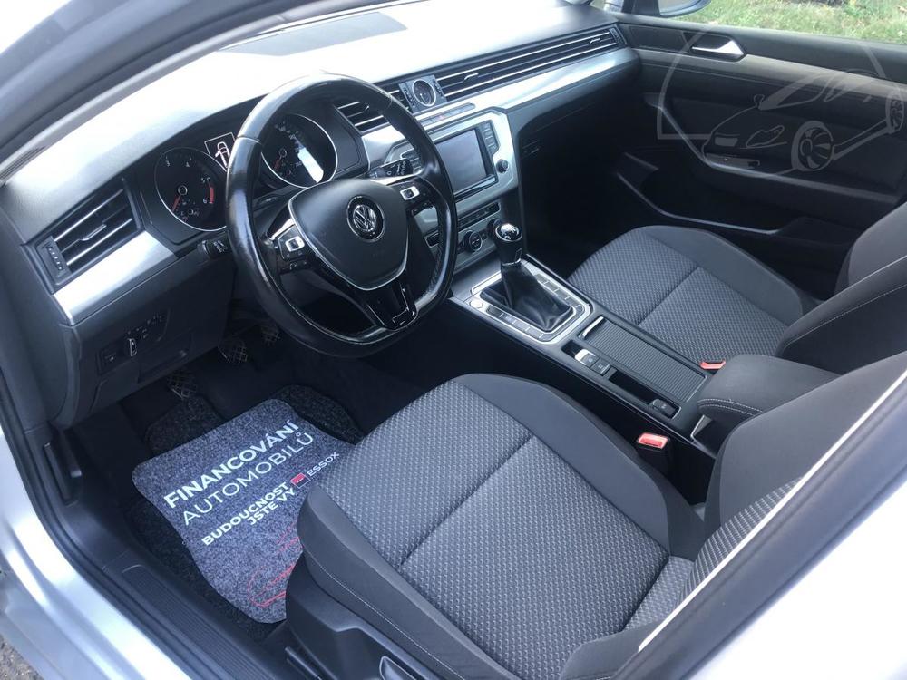 Volkswagen Passat 2,0TDi Variant ACC velmi pkn