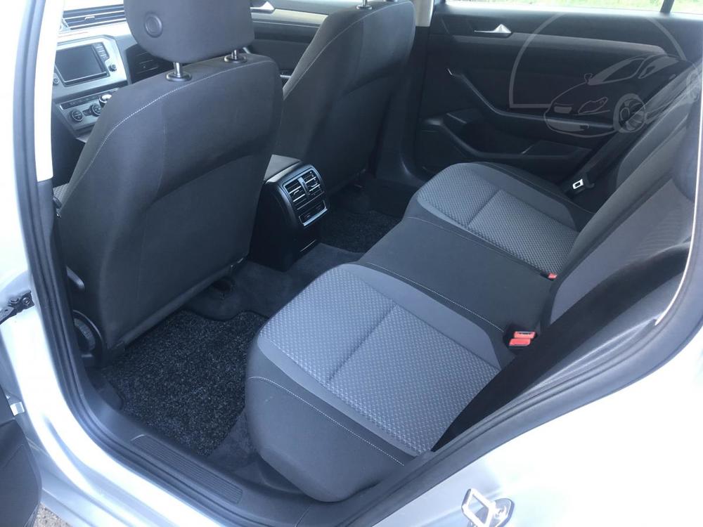 Volkswagen Passat 2,0TDi Variant ACC velmi pkn