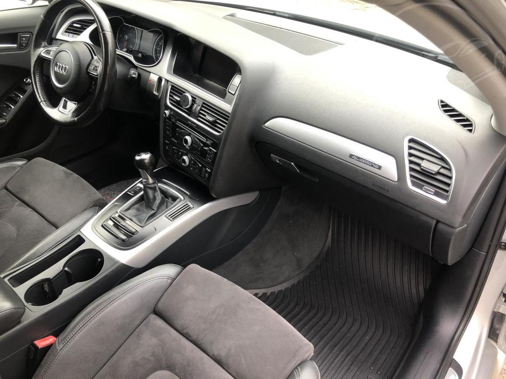 Audi A4 2,0TDi 130kW Quattro Sline