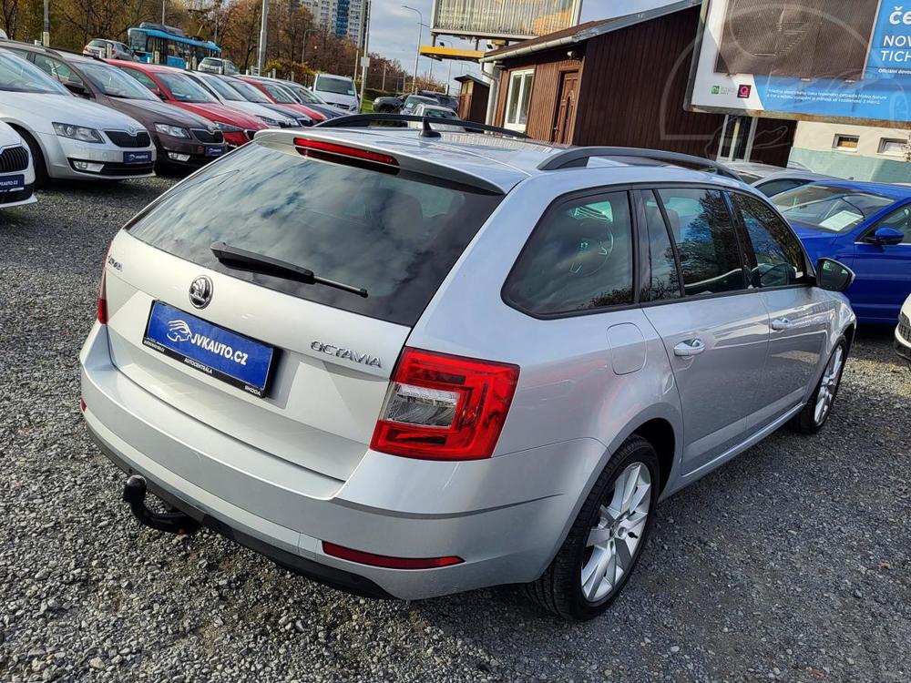 koda Octavia 2.0TDI BOHAT VBAVA 1Majitel