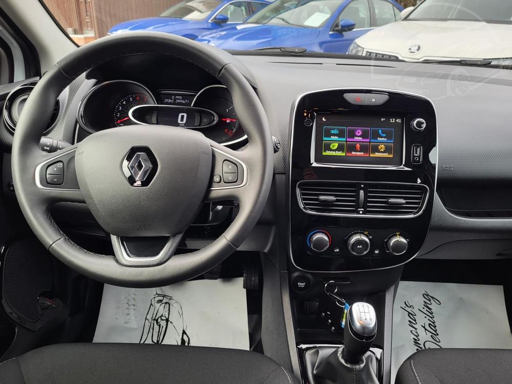 Renault Clio 0.9TCe 66KW Limited NAVI R!