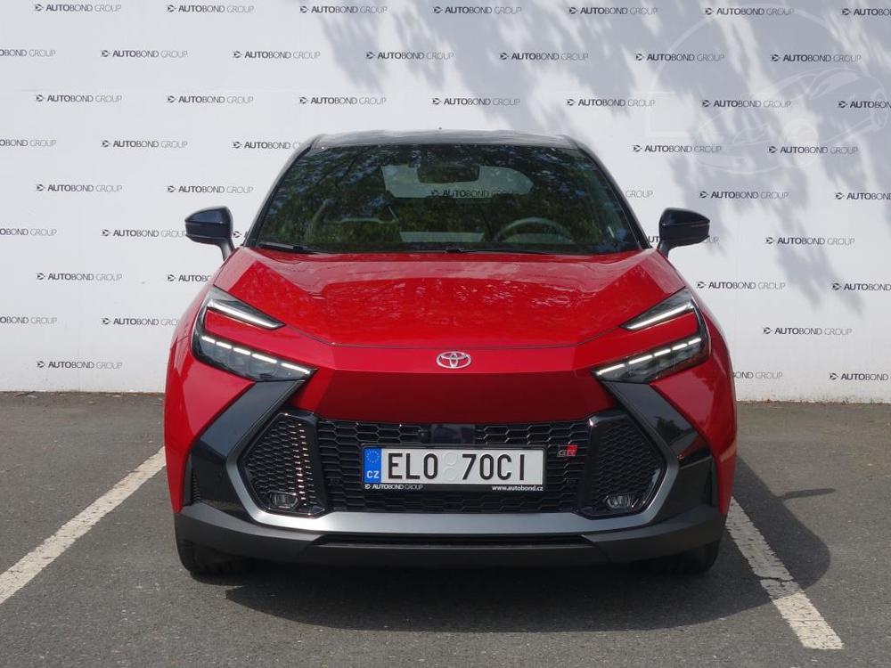 Toyota C-HR 2.0L Plug-in Hybrid 0 - 1 CVT