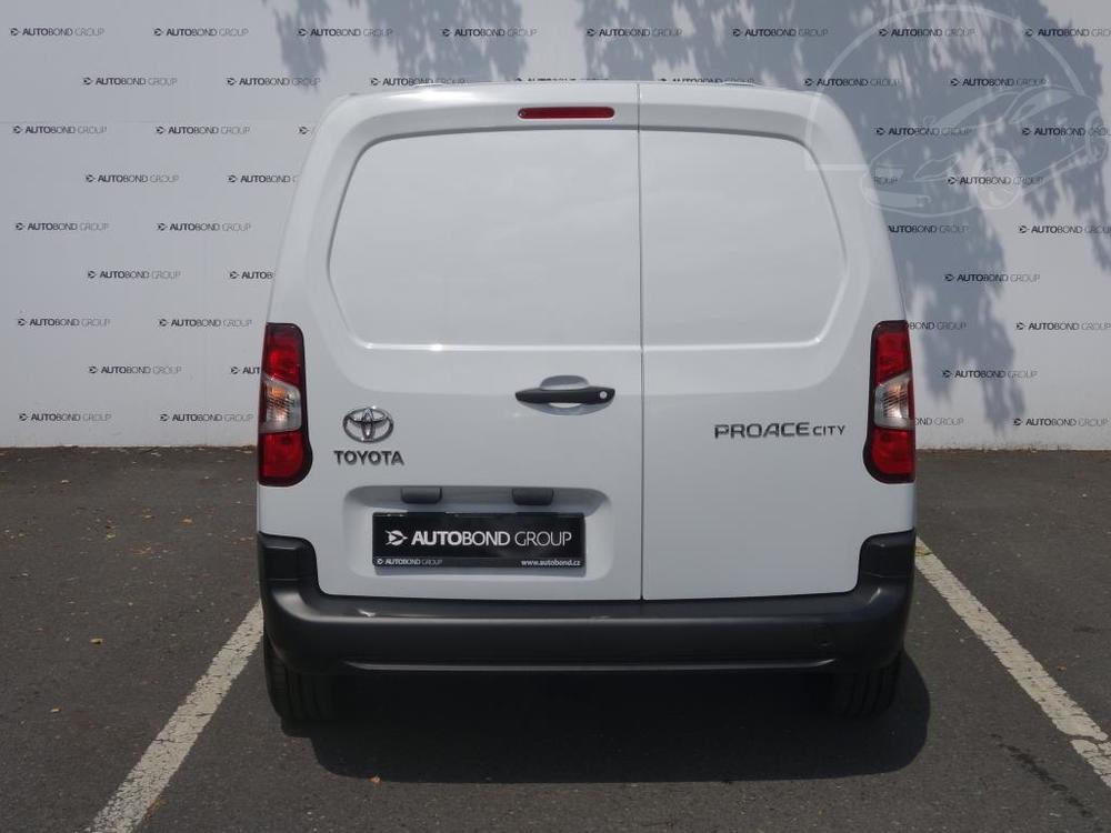 Toyota ProAce 1.5D 130 6MT Active