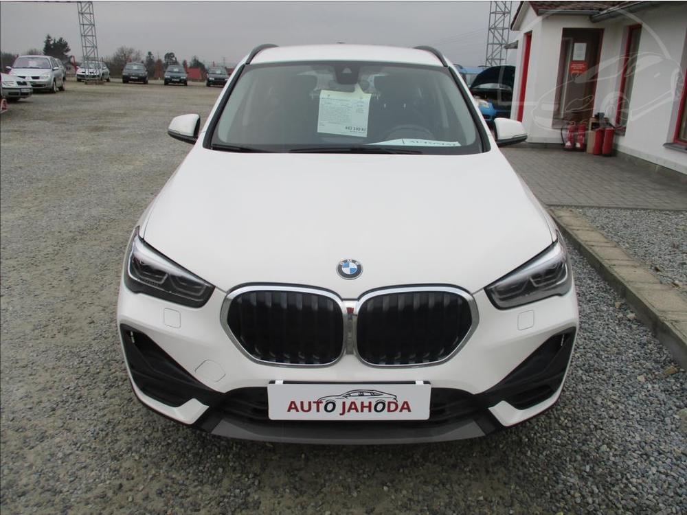 BMW X1 2,0 sDrive 20i, NAVI,DPH,CZ