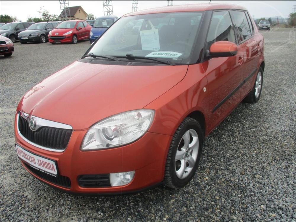 koda Fabia 1,2 i, aut. klima,serv. kniha,