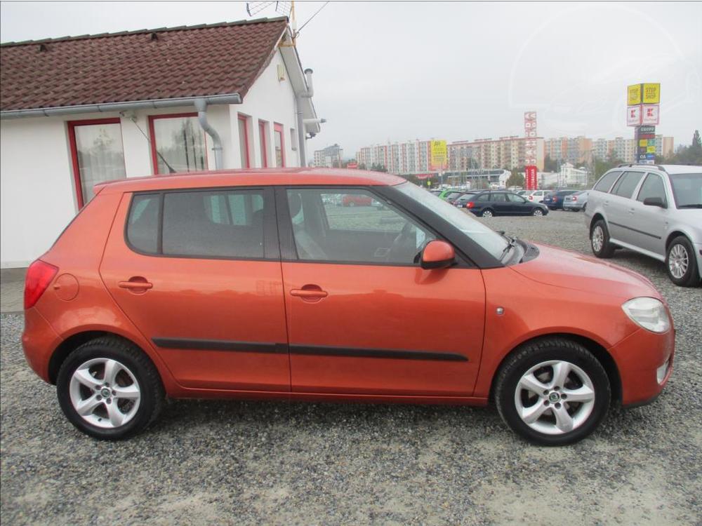 koda Fabia 1,2 i, aut. klima,serv. kniha,