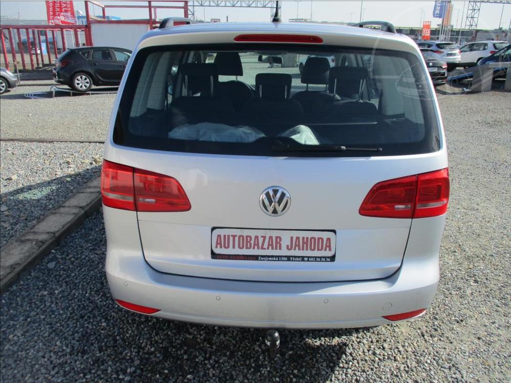 Volkswagen Touran 1,6 TDI,DSG,klima,servis,tan