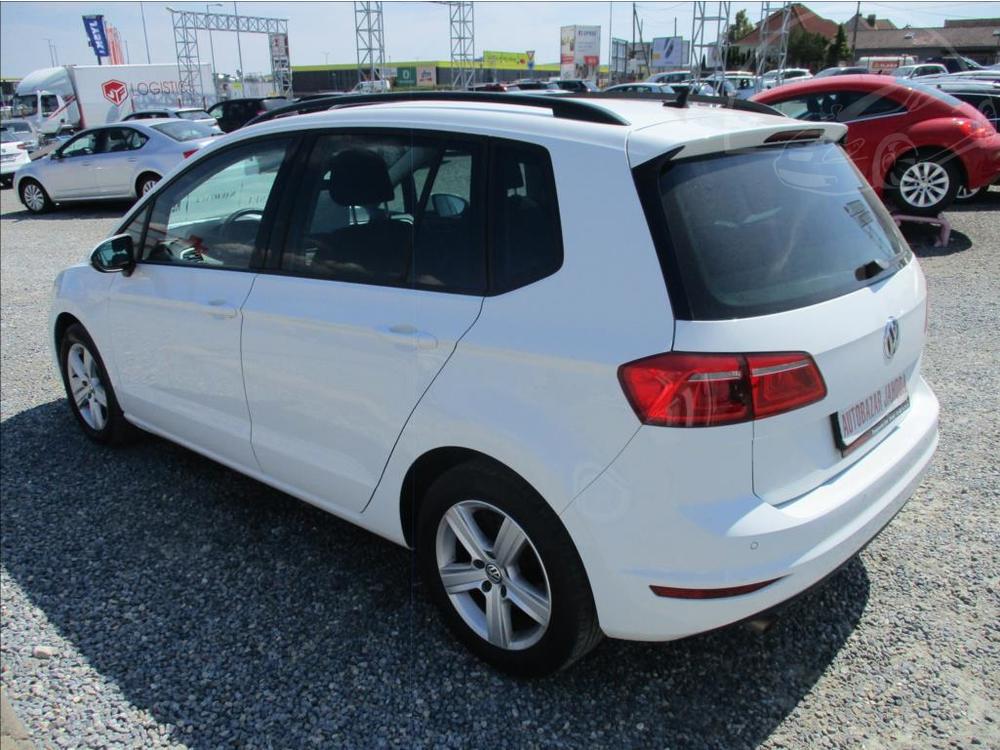 Volkswagen  1,6 TDI,DSG,NAVI,klima,servis,