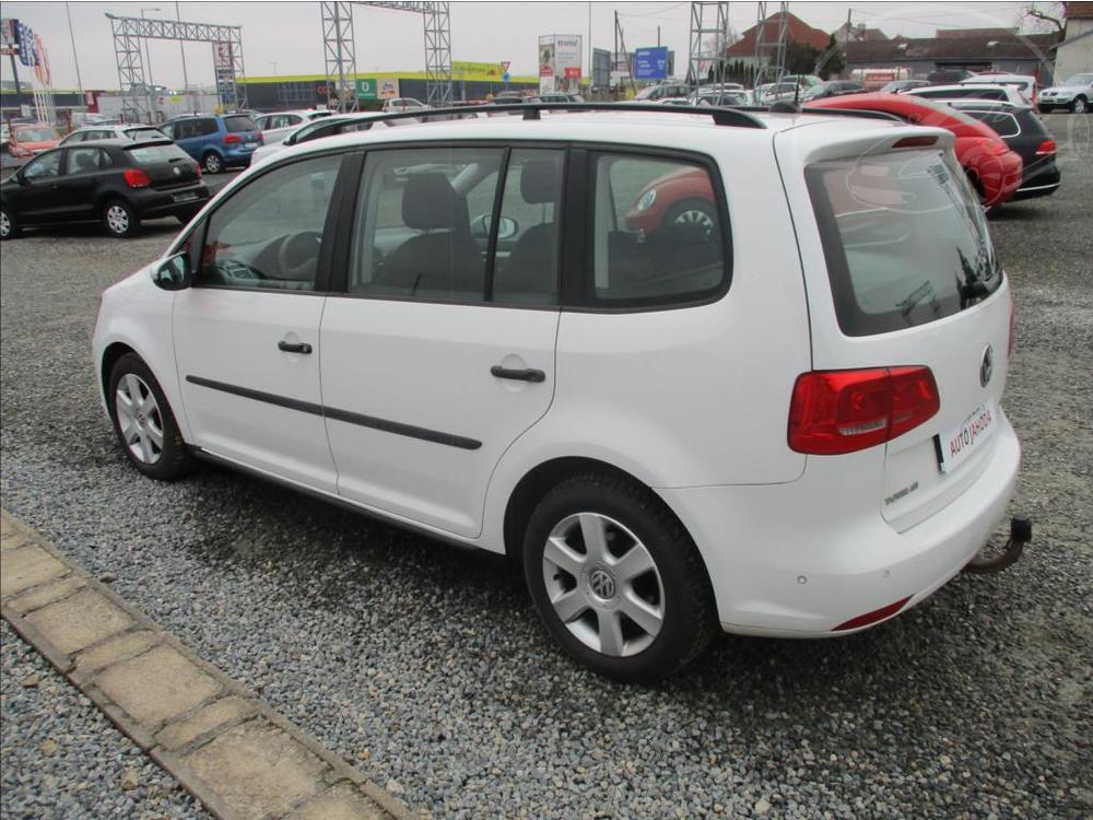 Volkswagen Touran 1,6 TDI, digiklima. tan za.