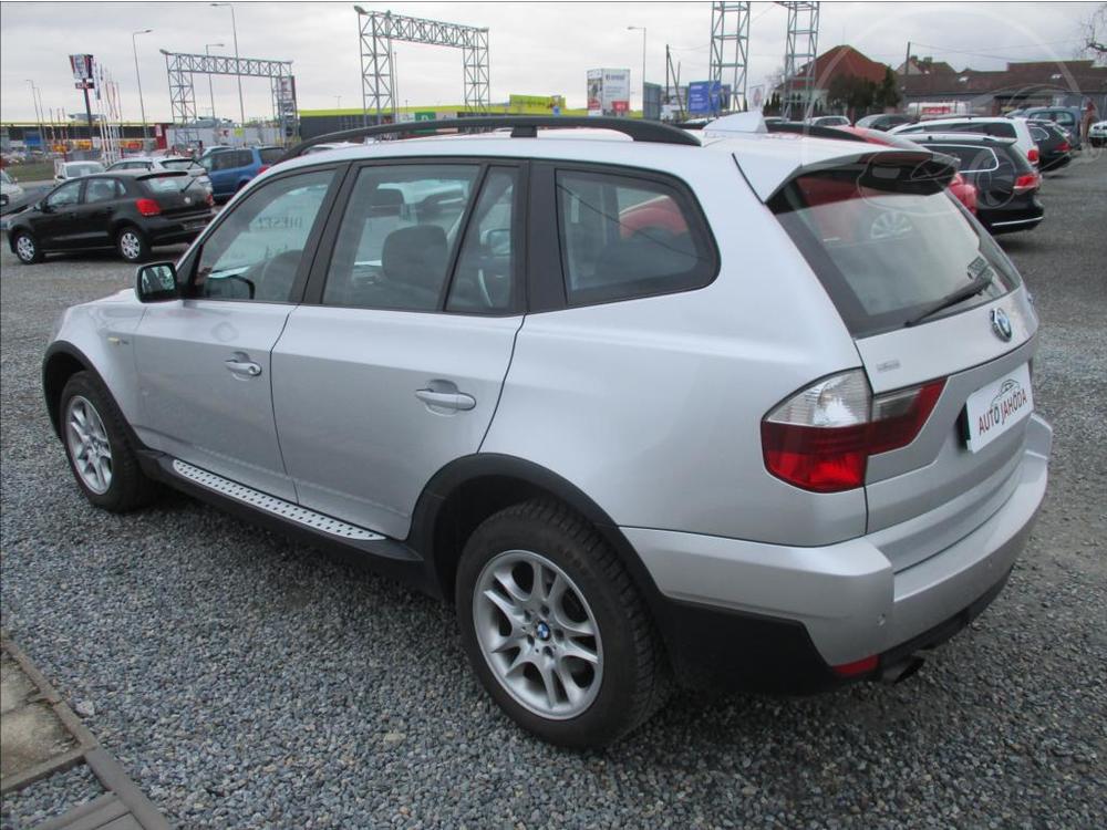 BMW X3 2,0 d,4x4,serviska,klimatizace