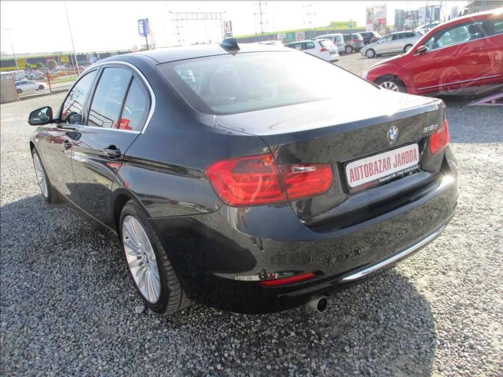 BMW 3 2,0 318d Luxury Line,navi,