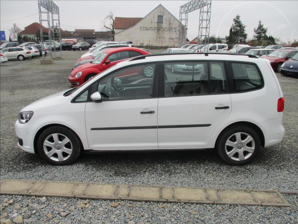 Volkswagen Touran 1,6 TDI, digiklima. tan za.