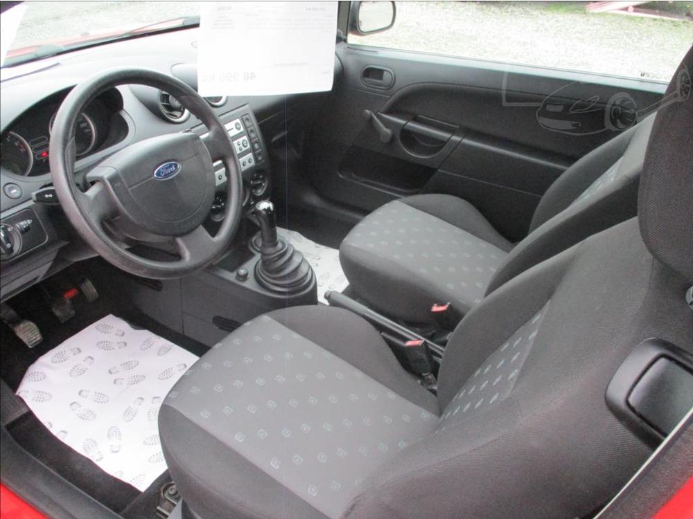 Ford Fiesta 1,3 i, klimatizace, ABS,