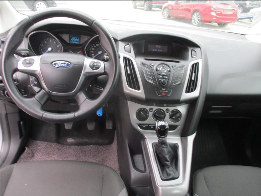 Ford Focus 1,6 i,16v klima,serv.kn.CZ