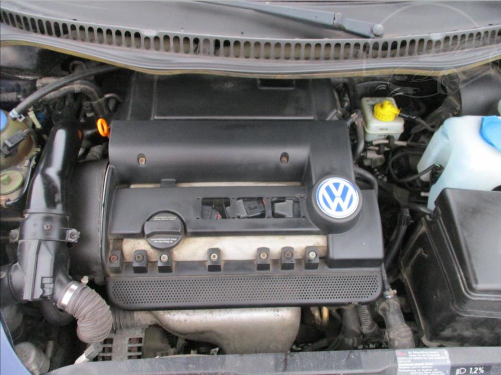 Volkswagen New Beetle 1,4 i,55kW,klimatizace,ABS